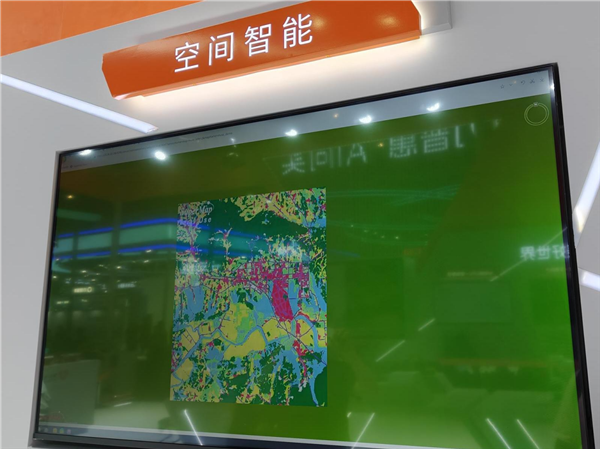 摩尔线程WAIC亮出硬核科技:国产全功能GPU加速AI与千行百业