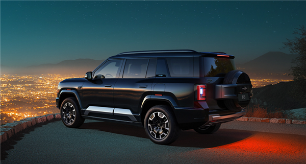 5.2米的比亚迪大五座SUV来了!方程豹豹8五座版上市:37.98万起