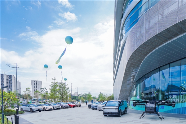 小鹏汽车乔迁广州新总部:有8万平公园+2万平餐厅