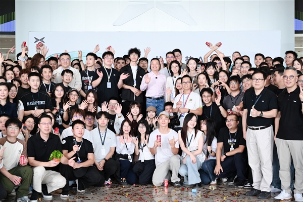 小鹏汽车乔迁广州新总部:有8万平公园+2万平餐厅