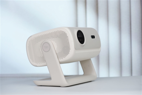 护眼纯三色激光!当贝D7X智能投影仪图赏