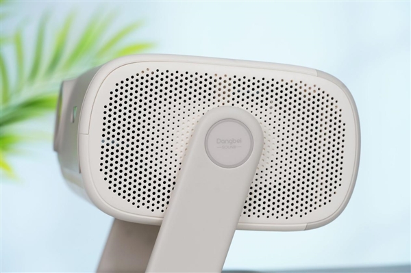 护眼纯三色激光!当贝D7X智能投影仪图赏