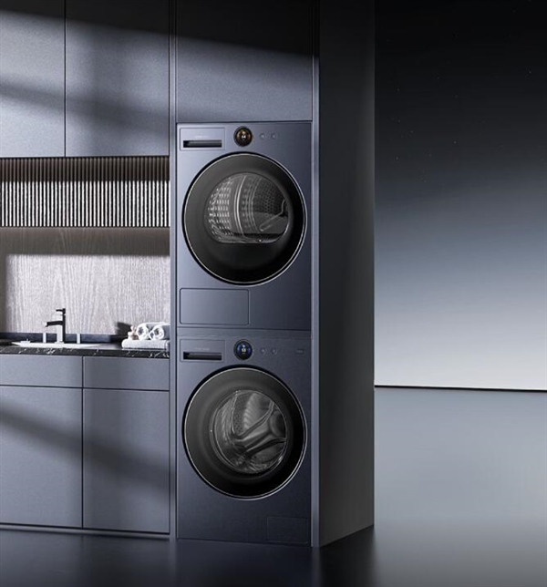 追觅发布首款机械臂洗衣机:屏幕可自动伸缩 纯平0凸出