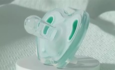 “成人安抚奶嘴”走红网络：商家称能缓解焦虑