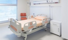 女子十年体检无癌预警 爱康国宾董事长:体检与看病不同