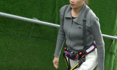 小小峨眉山拿下 外骨骼机器人启用:80元可租用3小时